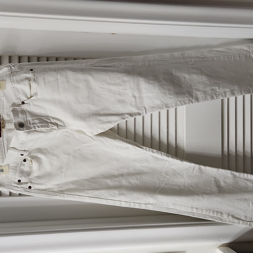 Lucky Brand Crisp White Denim - Picture 2 of 8